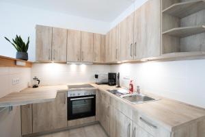 MOUNTAIN VIEW APARTMENT