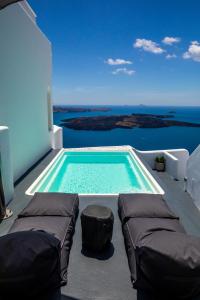 Santorini Delux