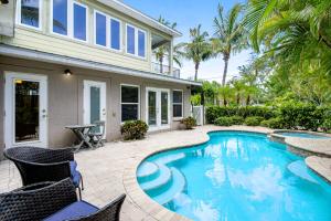 Three Bedroom Villa room in Coquina Sands