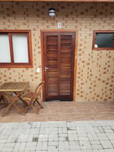 Suítes Verano Ubatuba - Bairro Itaguá - com piscina