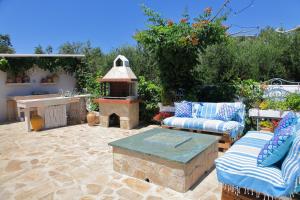 BLUE SKY COTTAGE, Kanouli beach