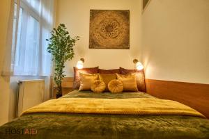 M52 Apartment - hostAID