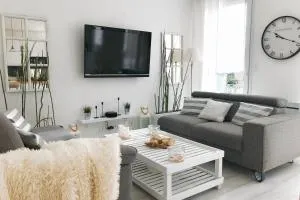 Gare - Les Champs - Parking Privé - 圣布里厄