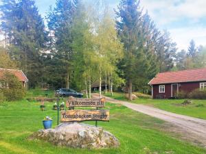 Two-Bedroom Holiday home in Åsarp 1
