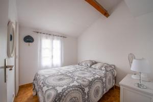 Nice Apt In Front Of The Marina In Grimaud