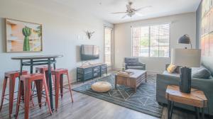 One-Bedroom Apartment room in WanderJaunt - Luxe Chandler Apartments