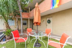 Apartment room in Cozy Stay at Wilton Manors by Angel Host