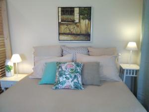 blue cielo sunny apartment