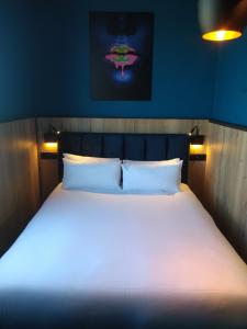 Hotels Hotel les 4 elements : photos des chambres