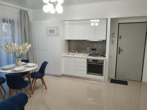 Ely Residence2