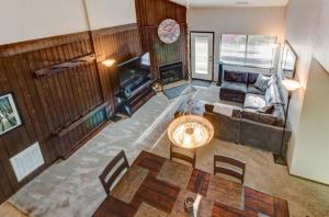 Giant Steps 28 Ski in out