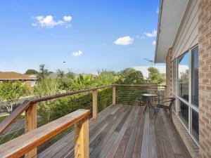 Holyhead On Whites Beach 11