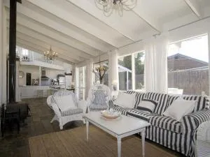 Barnett Place 6 - Bellbrae