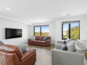 Central Beach House 52a