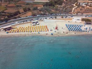 Maltas Beachfront Apartment in Mellieha