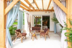 B&B / Chambres d'hotes Le Domaine des Muriers - charme, chic, calme en Provence Cote d'Azur : photos des chambres
