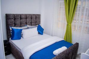 Lux Suites Nanyuki Business Apartment