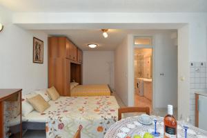 Apartments Aleksandra 43