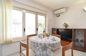 Apartments Aleksandra 43