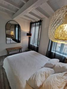 Maisons de vacances La Caponniere : photos des chambres