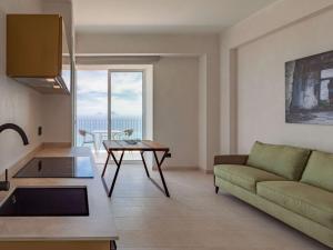 Maina Country Resort