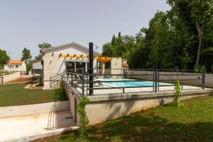 Beautiful villa Foska with private Pool near the beach