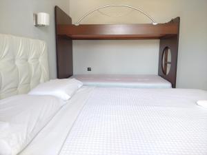 Hill Sun Luxury Suites