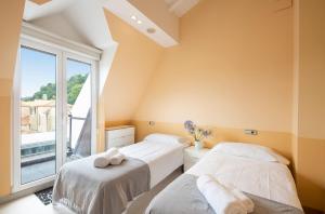 LUXURY DUPLEX PENTHOUSE WITH TERRACE-OLD TOWN