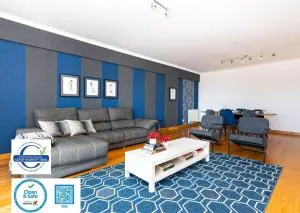 Bafureira Cascais Apartment; Condomínio privado com piscina - Parede