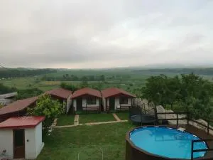 La 3 Casute - Ilganii de Jos