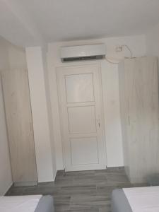 Two-Bedroom Apartment room in Apartment Rosić