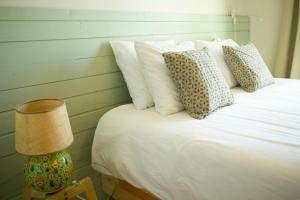 THE HOLY COW - Hostel & Suites