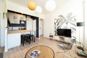 Charming And Design Apt In The Centre Of Marseille