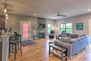 Modern Asheville Greenway Residence w 2 Decks!