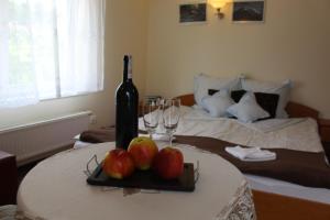 ,,GOSIA" POKOJE GOSCINNE de lux z mini aneksem i łazienką