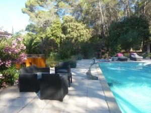 Lodges Villa Les Oliviers : photos des chambres