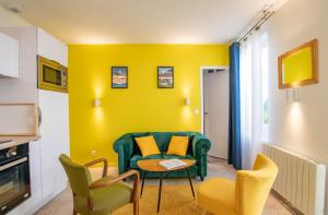 Appartements Le Jaune Vendee - T2 renove - Terrasse - Calme : photos des chambres