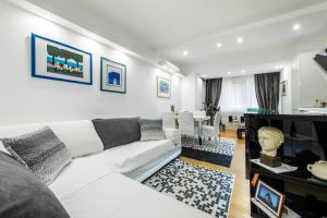 Luxury Apartment Set