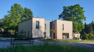 CHALEYOTT Mountain Apartments