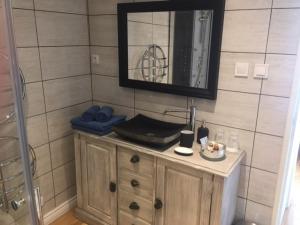 Chez Thomas 7 Route du Monde Ancien