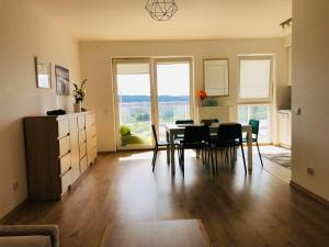 14th floor a lot of sun Near Baltic Baltic Sea and Reagaen Park Big balkoon Nice view Private parking place Gdansk oldtown 20min and Sopot 10min