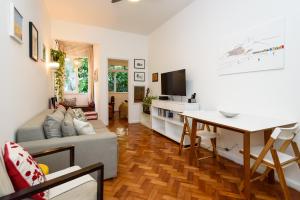 2Qtos a 350m da Praia de Copacabana | SF 135401