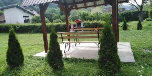 Kuća-Zvorničko jezero