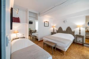 Hotels Logis - Hotel De La Mairie : photos des chambres