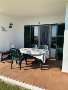 Ca la Marta apartamento con piscina y jardín a 150m de la playa