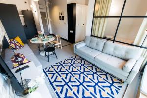 Central balcony apartment - Window on Cracow