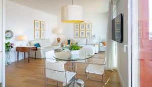 San Pablo Deluxe Suite by Valcambre