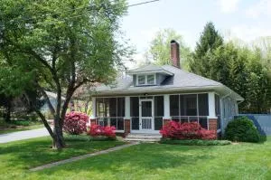 Cottage at Franklin Park - Pisgah Forest