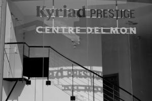 Hotels Kyriad Prestige Perpignan Centre del Mon : photos des chambres