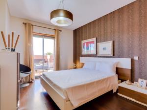 AL - Victoria Gardens